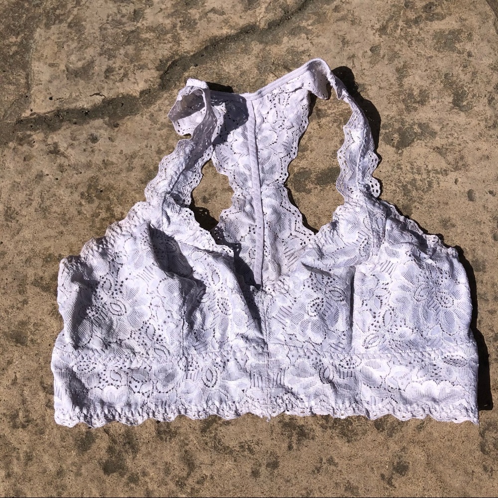 3/$20❣️WHITE BRALETTE